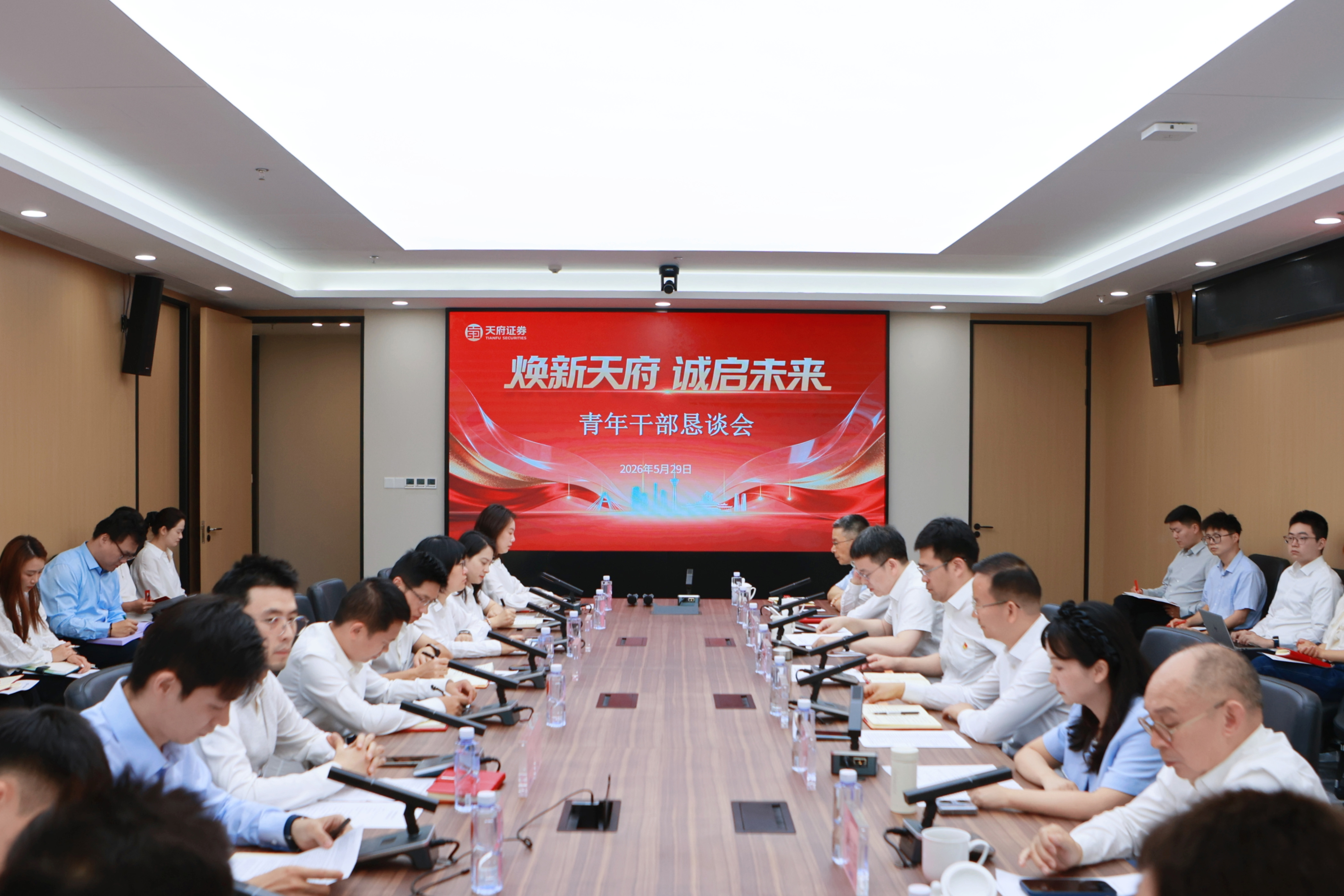 图片1 图片1